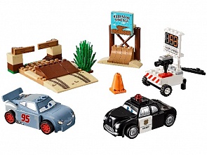 Игровой набор из серии Джуниорс - Тренировочный полигон Вилли Бутта™ (Lego, 10742-L)